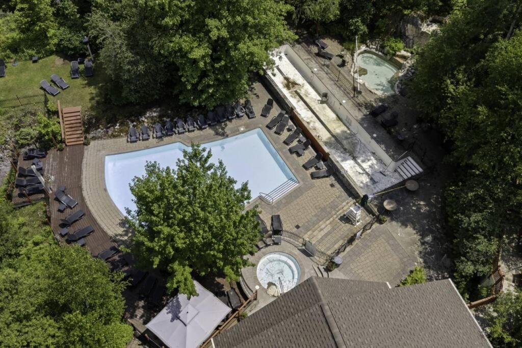 Les Manoirs Wpool & Hot Tub Near Village 110-7 Мон-Трамблан Экстерьер фото