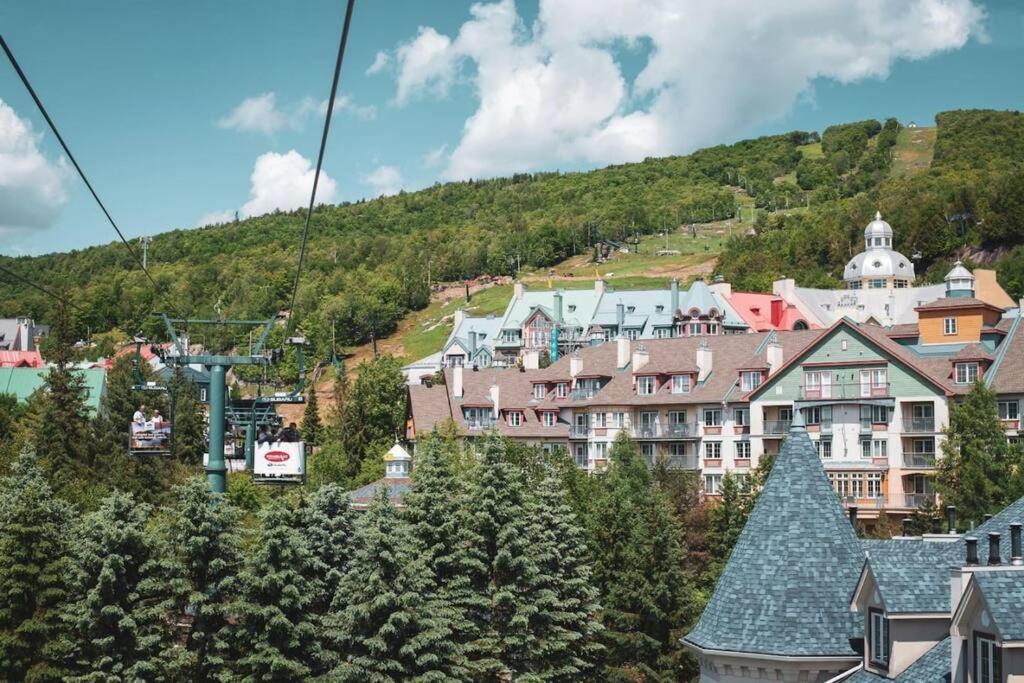 Les Manoirs Wpool & Hot Tub Near Village 110-7 Мон-Трамблан Экстерьер фото
